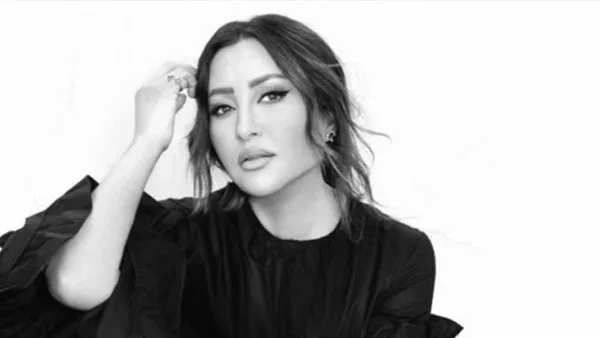 كسر الباب ليدخل.. لطيفة تتحدث عن اللحظات الأخيرة في حياة شقيقها كسر الباب ليدخل.. لطيفة تتحدث عن اللحظات الأخيرة في حياة شقيقها