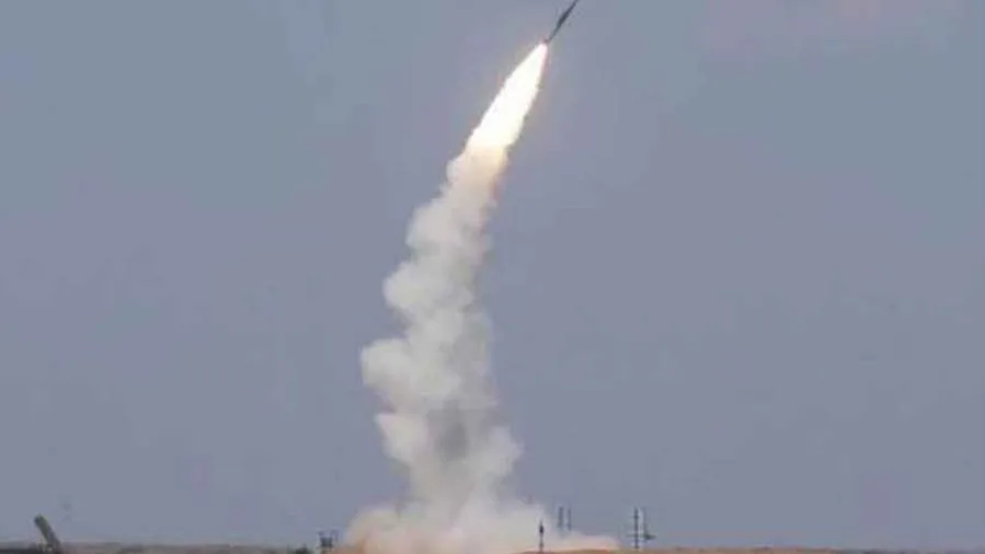 الحرس الثوري الإيراني بدأ بتشغيل الصواريخ الباليستية التي تفوق سرعتها سرعة الصوت. الحرس الثوري الإيراني بدأ بتشغيل الصواريخ الباليستية التي تفوق سرعتها سرعة الصوت.