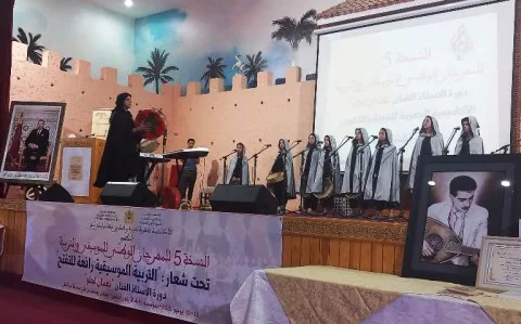 عبد الرزاق القاروني: ختام الدورة الوطنية لمهرجان الموسيقى والتربية في مراكش عبد الرزاق القاروني: ختام الدورة الوطنية لمهرجان الموسيقى والتربية في مراكش