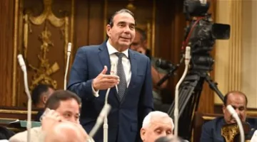 رئيس كتلة الإصلاح والتنمية في البرلمان يعارض الميزانية العامة ويطالب بإعادة هيكلتها لمعالجة الأزمة الراهنة.