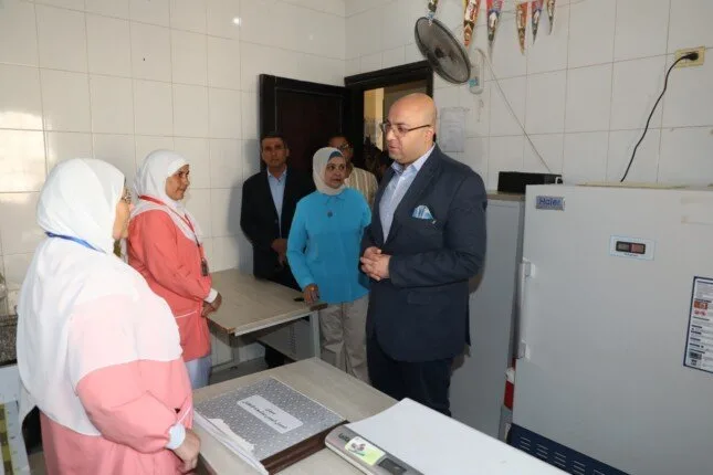 محافظ بني سويف يستمع لمطالب وشكاوى سكان كوم أبو خلاد في مركز ناصر محافظ بني سويف يستمع لمطالب وشكاوى سكان كوم أبو خلاد في مركز ناصر