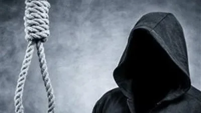 شخص ينهي حياته شنقاً على سطح منزله في المحلة شخص ينهي حياته شنقاً على سطح منزله في المحلة