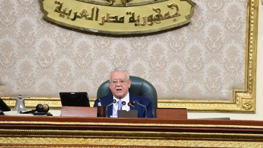 رئيس مجلس النواب يعبر عن استيائه من عدم حضور النواب ووزيري المالية والتخطيط رئيس مجلس النواب يعبر عن استيائه من عدم حضور النواب ووزيري المالية والتخطيط