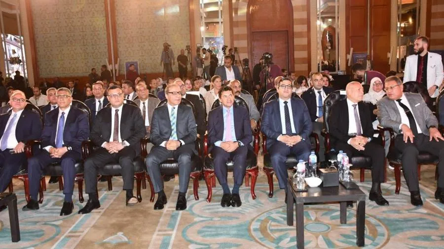 وزير الشباب والرياضة يشارك في افتتاح النسخة الخامسة لمؤتمر أخبار اليوم العقاري وزير الشباب والرياضة يشارك في افتتاح النسخة الخامسة لمؤتمر أخبار اليوم العقاري