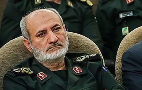 الجيش الإسرائيلي يعلن عن قتل 4 من مسؤولي الاستخبارات الإيرانية في غارة استهدفت مبنى في طهران. الجيش الإسرائيلي يعلن عن قتل 4 من مسؤولي الاستخبارات الإيرانية في غارة استهدفت مبنى في طهران.