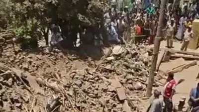 مأساة في دندرة.. وفاة طالبة جراء انهيار منزل في قنا مأساة في دندرة.. وفاة طالبة جراء انهيار منزل في قنا