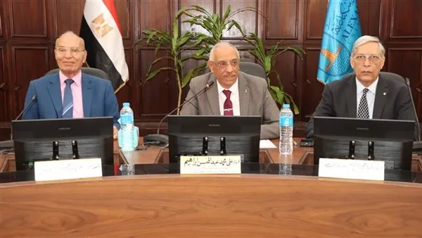 جامعة الإسكندرية تُعلن الجدول الزمني للسنة الدراسية الجديدة جامعة الإسكندرية تُعلن الجدول الزمني للسنة الدراسية الجديدة