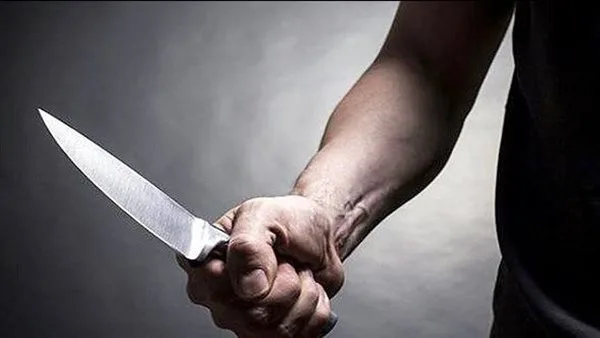 شاب يُقتل stabbed بمشرط خلال مشاجرة في أسوان شاب يُقتل stabbed بمشرط خلال مشاجرة في أسوان
