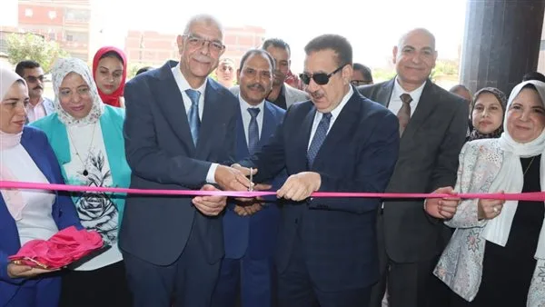 رئيس جامعة المنوفية واللواء يطلقان المعهد الفني للتمريض رئيس جامعة المنوفية واللواء يطلقان المعهد الفني للتمريض