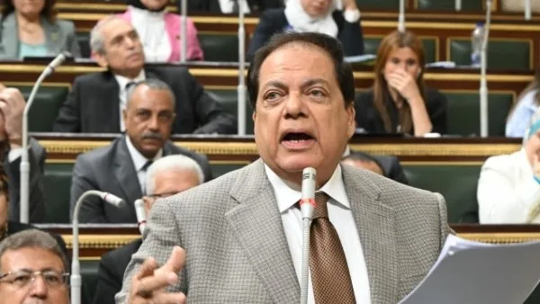 أبو العينين: مصر تواجه تحديًا خطيرًا في تاريخها وتُظهر شجاعة في الموقف الراهن. أبو العينين: مصر تواجه تحديًا خطيرًا في تاريخها وتُظهر شجاعة في الموقف الراهن.