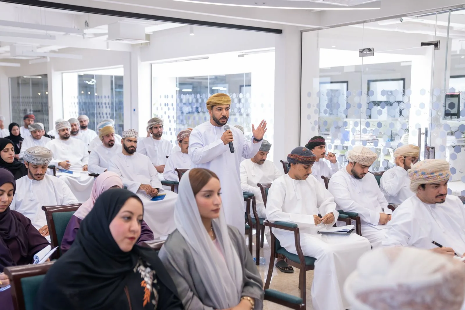 تحليل إمكانيات الشركات الصغيرة والمتوسطة في مجال تجارة التجزئة تحليل إمكانيات الشركات الصغيرة والمتوسطة في مجال تجارة التجزئة