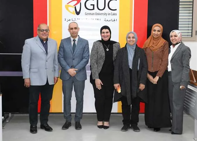 بالتنسيق مع “هيئة الدواء المصرية” .. الجامعة الألمانية في القاهرة تعقد ورشة عمل حول “رصد سلامة الأدوية” بالتنسيق مع “هيئة الدواء المصرية” .. الجامعة الألمانية في القاهرة تعقد ورشة عمل حول “رصد سلامة الأدوية”