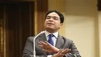النائب ضياء داود: الحكومة تقوم بإبرام صفقات دون تحقيق نتائج ملموسة ولا تخفض الدين بشكل فعلي. النائب ضياء داود: الحكومة تقوم بإبرام صفقات دون تحقيق نتائج ملموسة ولا تخفض الدين بشكل فعلي.
