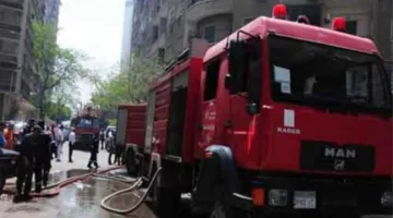 إخماد حريق في مخزن للإعلانات في العبور