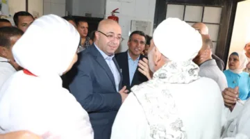 زيارة محافظ بني سويف إلى قرية كوم أبو خلاد لمراجعة جودة الخدمات المقدمة