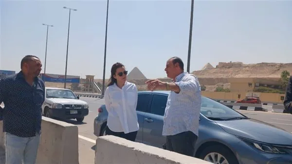 نائب محافظ الجيزة يزور موقع حادث شاحنة في الجزيرة الوسطى على الطريق الصحراوي بالإسكندرية نائب محافظ الجيزة يزور موقع حادث شاحنة في الجزيرة الوسطى على الطريق الصحراوي بالإسكندرية