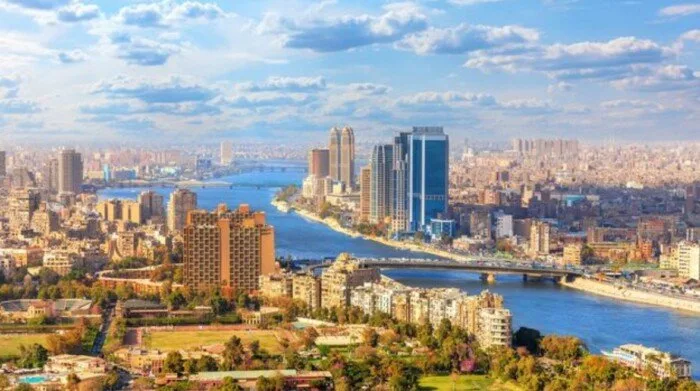 درجات حرارة معتدلة ليلاً وفي الصباح الباكر.. توقعات الطقس غداً الثلاثاء في القاهرة والمحافظات درجات حرارة معتدلة ليلاً وفي الصباح الباكر.. توقعات الطقس غداً الثلاثاء في القاهرة والمحافظات