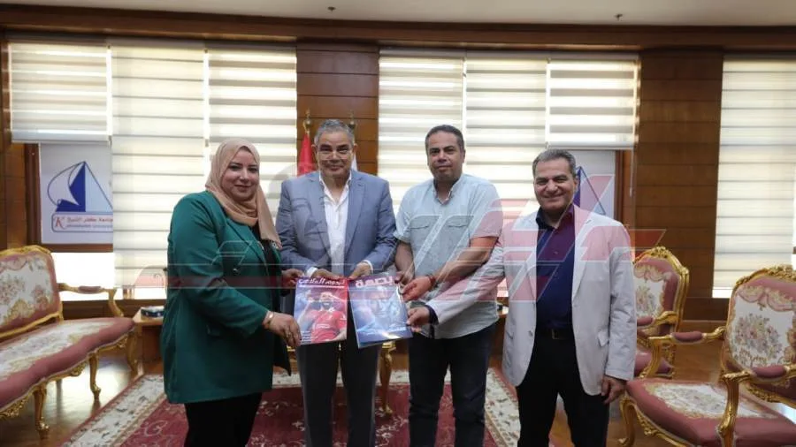 تقديم المشروعات التدريبية لقسم الصحافة في كلية الآداب بجامعة كفر الشيخ تقديم المشروعات التدريبية لقسم الصحافة في كلية الآداب بجامعة كفر الشيخ