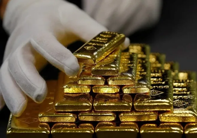 انخفاض أسعار الذهب بمقدار 25 جنيها وعيار 21 يصل إلى 4875 جنيها انخفاض أسعار الذهب بمقدار 25 جنيها وعيار 21 يصل إلى 4875 جنيها
