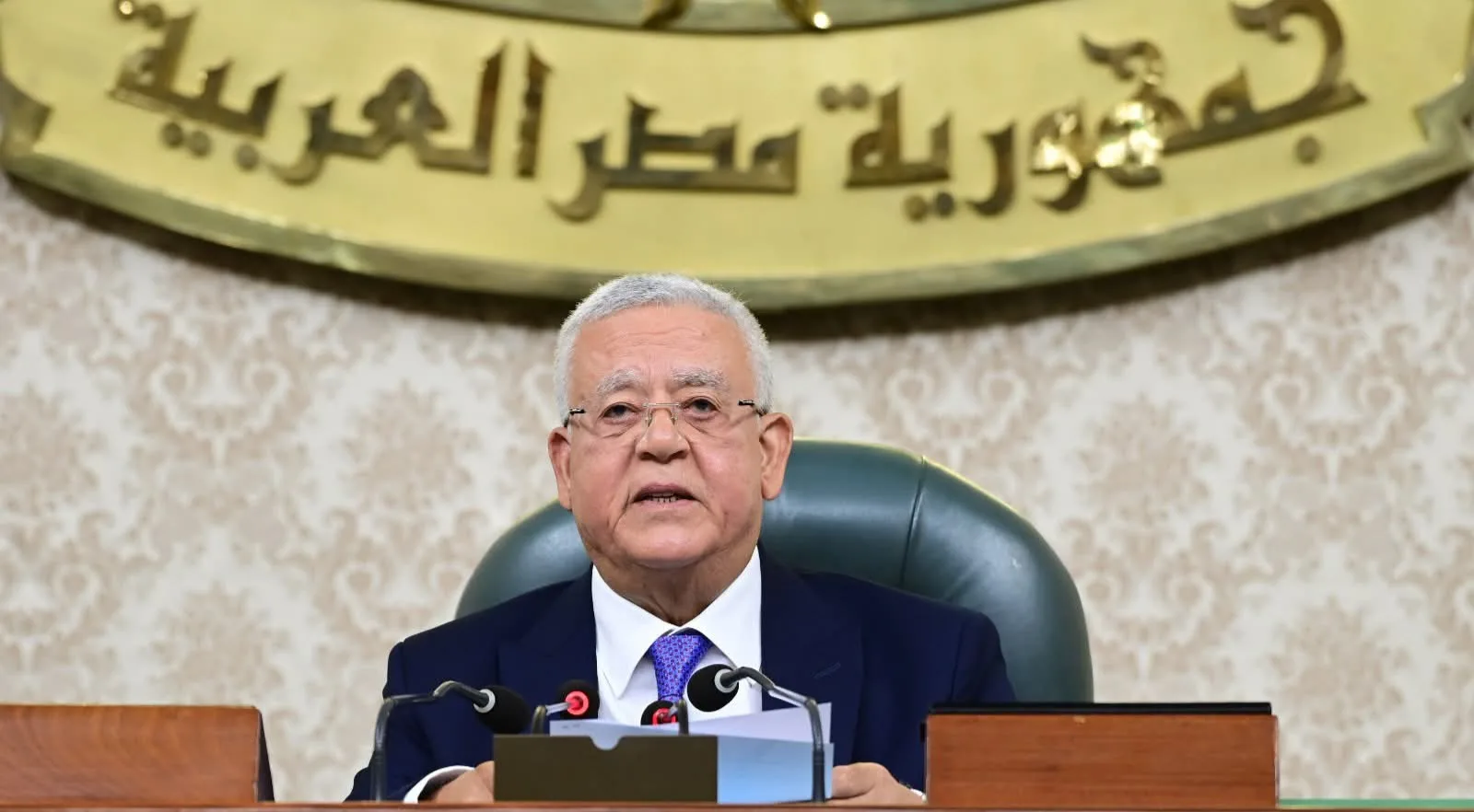 الحكومة تدافع عن موازنة 2025-2026: زيادات غير عادية لتعزيز الاقتصاد مع توازن دقيق بين الدعم الاجتماعي والعجز المالي. الحكومة تدافع عن موازنة 2025-2026: زيادات غير عادية لتعزيز الاقتصاد مع توازن دقيق بين الدعم الاجتماعي والعجز المالي.