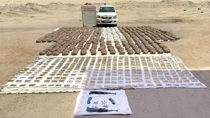 مصرع عنصرين إجراميين بعد مواجهة شرطة عنيفة بحوزتهما 2 طن من المخدرات