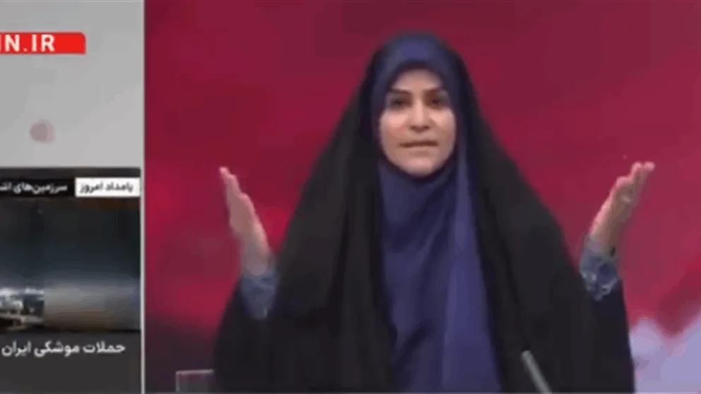 خلال البث المباشر.. متابعة فيديو لحظة استهداف التلفزيون الإيراني خلال البث المباشر.. متابعة فيديو لحظة استهداف التلفزيون الإيراني
