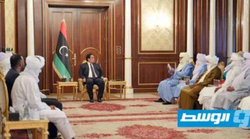 المنفي يناقش المصالحة والأوضاع الميدانية في جنوب ليبيا مع وفد من الطوارق