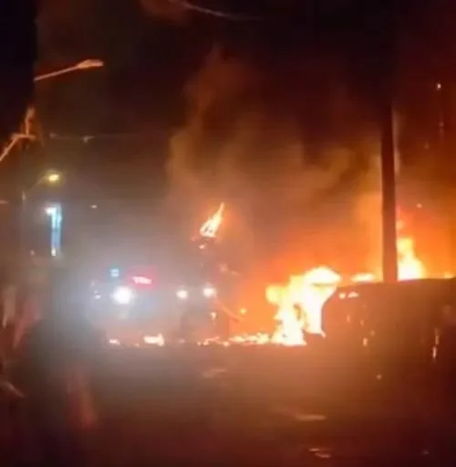 وزير الخارجية الإيراني: الهجمات الإسرائيلية على المرافق النووية تعد خرقًا واضحًا للقوانين الدولية وزير الخارجية الإيراني: الهجمات الإسرائيلية على المرافق النووية تعد خرقًا واضحًا للقوانين الدولية