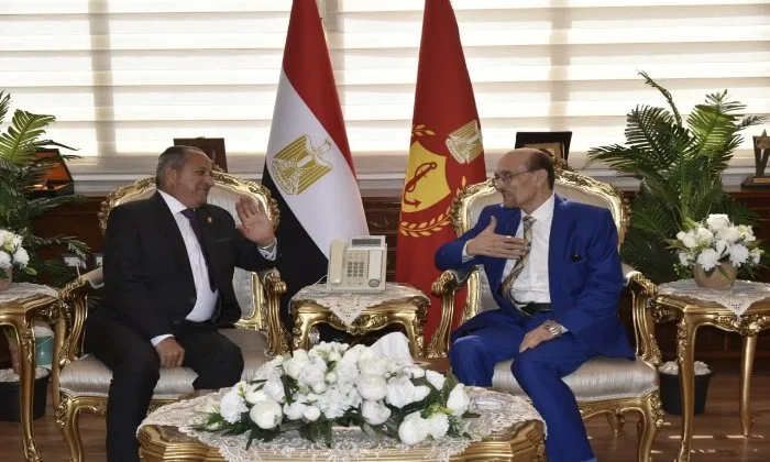 محافظ بورسعيد يرحب بالفنان محمد صبحي محافظ بورسعيد يرحب بالفنان محمد صبحي