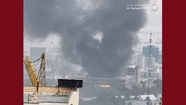 الإذاعة والتلفزيون الإيراني يتعرضان للقصف من قبل إسرائيل الإذاعة والتلفزيون الإيراني يتعرضان للقصف من قبل إسرائيل