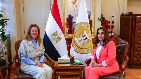 وزيرة التنمية المحلية تلتقي بالمدير التنفيذي للأكاديمية الوطنية للتدريب لمناقشة سُبُل التعاون. وزيرة التنمية المحلية تلتقي بالمدير التنفيذي للأكاديمية الوطنية للتدريب لمناقشة سُبُل التعاون.