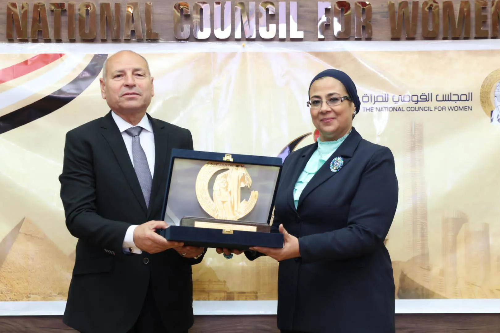 المجلس القومي للمرأة يعقد اجتماعًا تنسيقيًا مع محافظة القاهرة والجهات المديرية المجلس القومي للمرأة يعقد اجتماعًا تنسيقيًا مع محافظة القاهرة والجهات المديرية