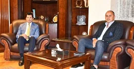 وزير الرياضة يجتمع برئيس شركة بريزنتيشن لايف لمناقشة تنظيم معسكر للجودو في العلمين وزير الرياضة يجتمع برئيس شركة بريزنتيشن لايف لمناقشة تنظيم معسكر للجودو في العلمين