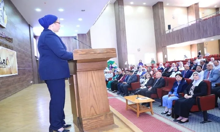 محافظ القاهرة ورئيسة المجلس القومي للمرأة يحضران الاجتماع التمهيدي الأول لتفعيل المبادرة الرئاسية “معاً.. بالوعي نحميها”. محافظ القاهرة ورئيسة المجلس القومي للمرأة يحضران الاجتماع التمهيدي الأول لتفعيل المبادرة الرئاسية “معاً.. بالوعي نحميها”.