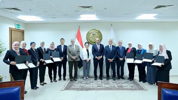 وزير التعليم ونائب رئيس هيئة “جايكا” يكرمان دفعة المدربين الرابعة من برنامج التوكاتسو وزير التعليم ونائب رئيس هيئة “جايكا” يكرمان دفعة المدربين الرابعة من برنامج التوكاتسو