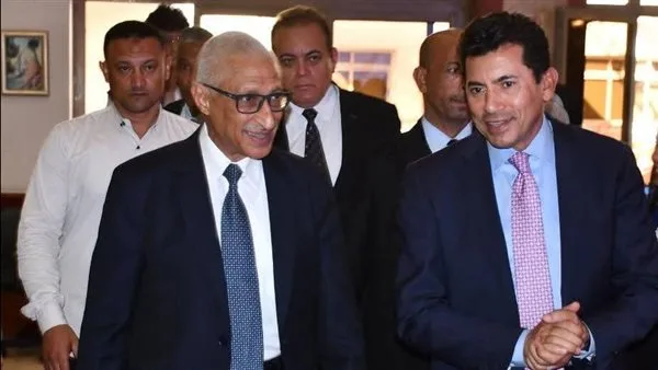 وزير الشباب والرياضة ومحافظ شمال سيناء يشاركان في الجلسة الحوارية الرابعة وزير الشباب والرياضة ومحافظ شمال سيناء يشاركان في الجلسة الحوارية الرابعة