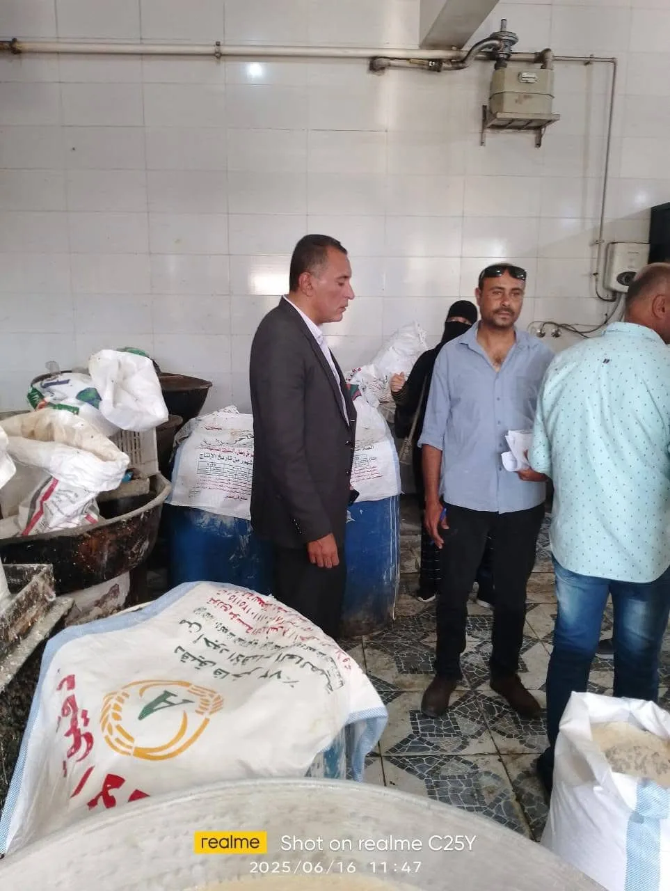 حملة تموينية شاملة تجوب شوارع كفر البطيخ في محافظة دمياط.. صور حملة تموينية شاملة تجوب شوارع كفر البطيخ في محافظة دمياط.. صور