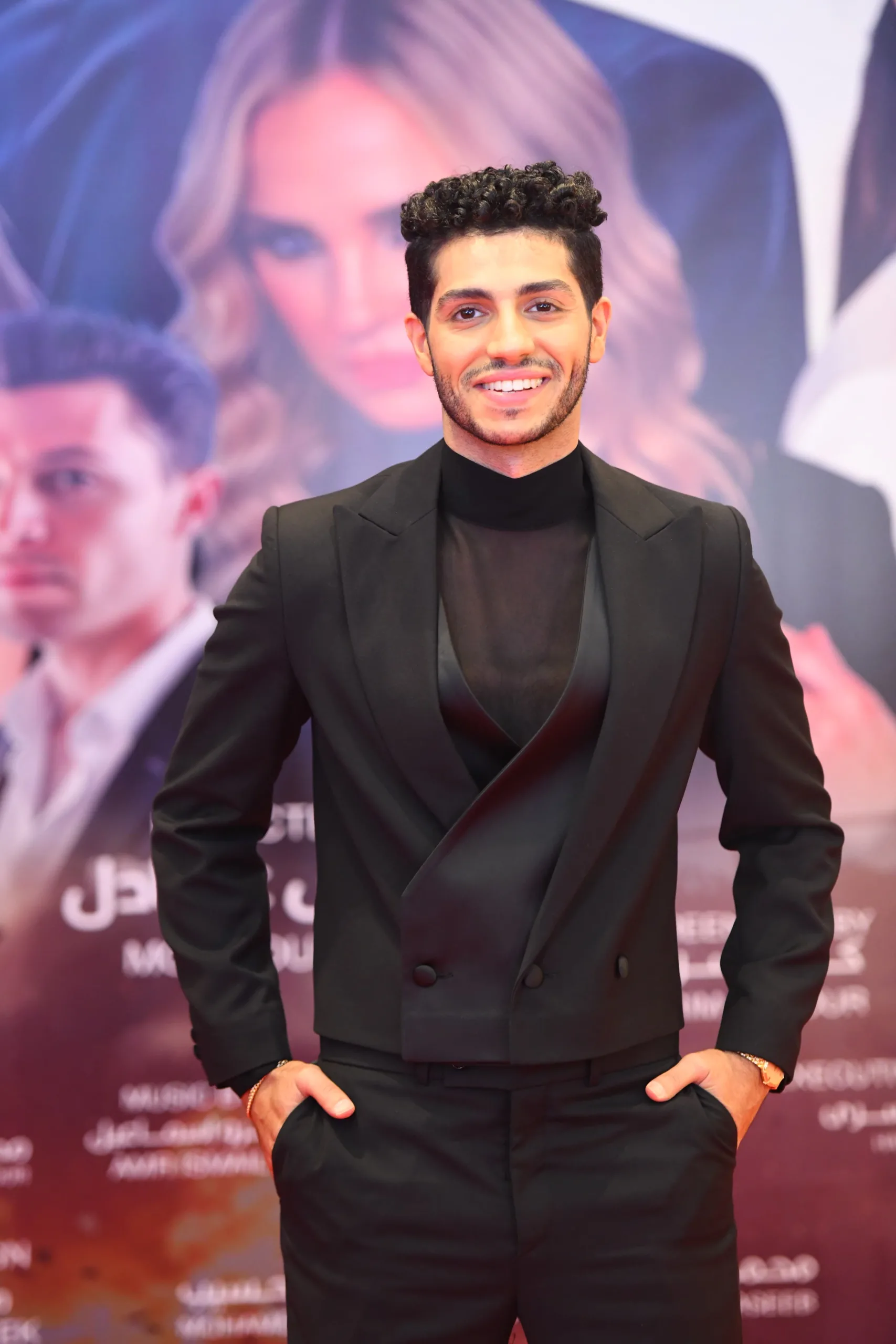 مينا مسعود في العرض الأول لفيلمه “في عز الظهر” مينا مسعود في العرض الأول لفيلمه “في عز الظهر”