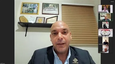 النائب محمود القط يشارك في اجتماع مع الاتحاد العام للمصريين في الخارج ويؤكد دعم الحكومة لمواجهة التحديات الإقليمية. النائب محمود القط يشارك في اجتماع مع الاتحاد العام للمصريين في الخارج ويؤكد دعم الحكومة لمواجهة التحديات الإقليمية.