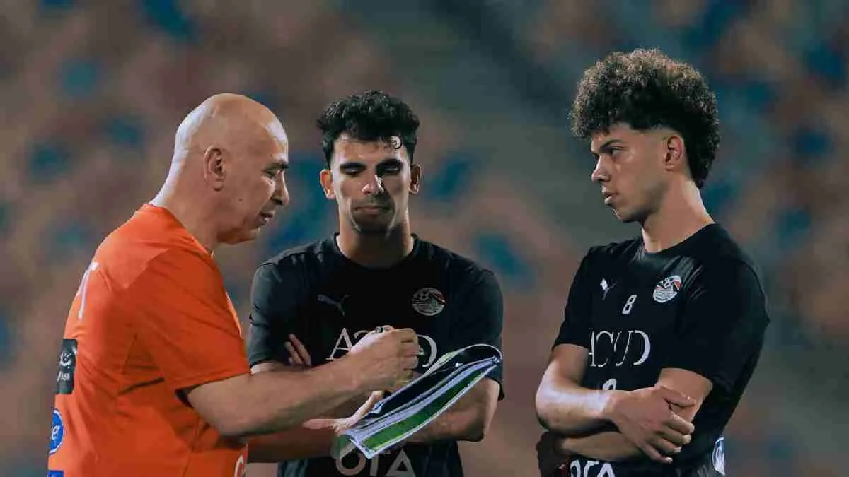أول تعليق من حسام حسن على إصابة إمام عاشور مع الأهلي في المونديال أول تعليق من حسام حسن على إصابة إمام عاشور مع الأهلي في المونديال