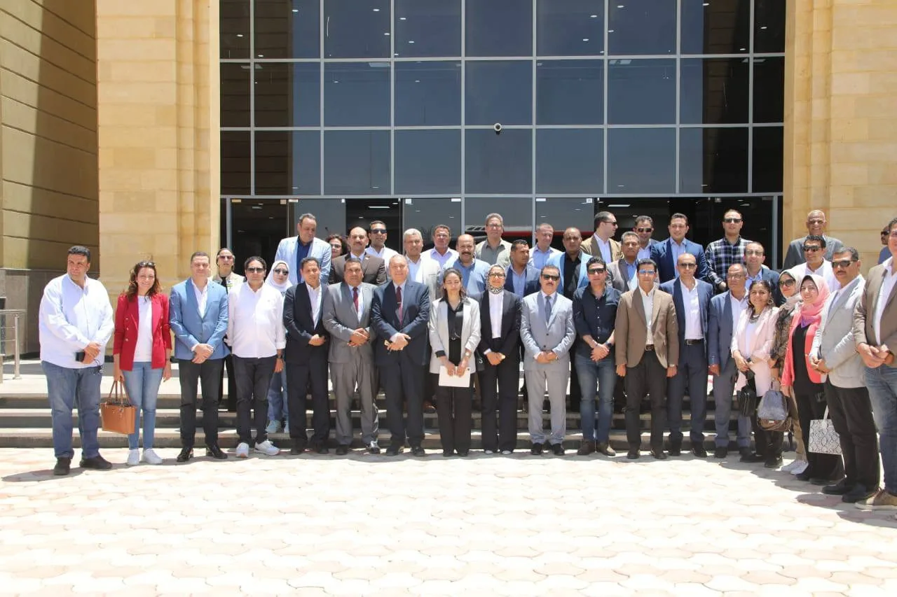 نائب محافظ الأقصر: تقدم ملحوظ في المشاريع التنموية والخدمية في الوادي الجديد نائب محافظ الأقصر: تقدم ملحوظ في المشاريع التنموية والخدمية في الوادي الجديد