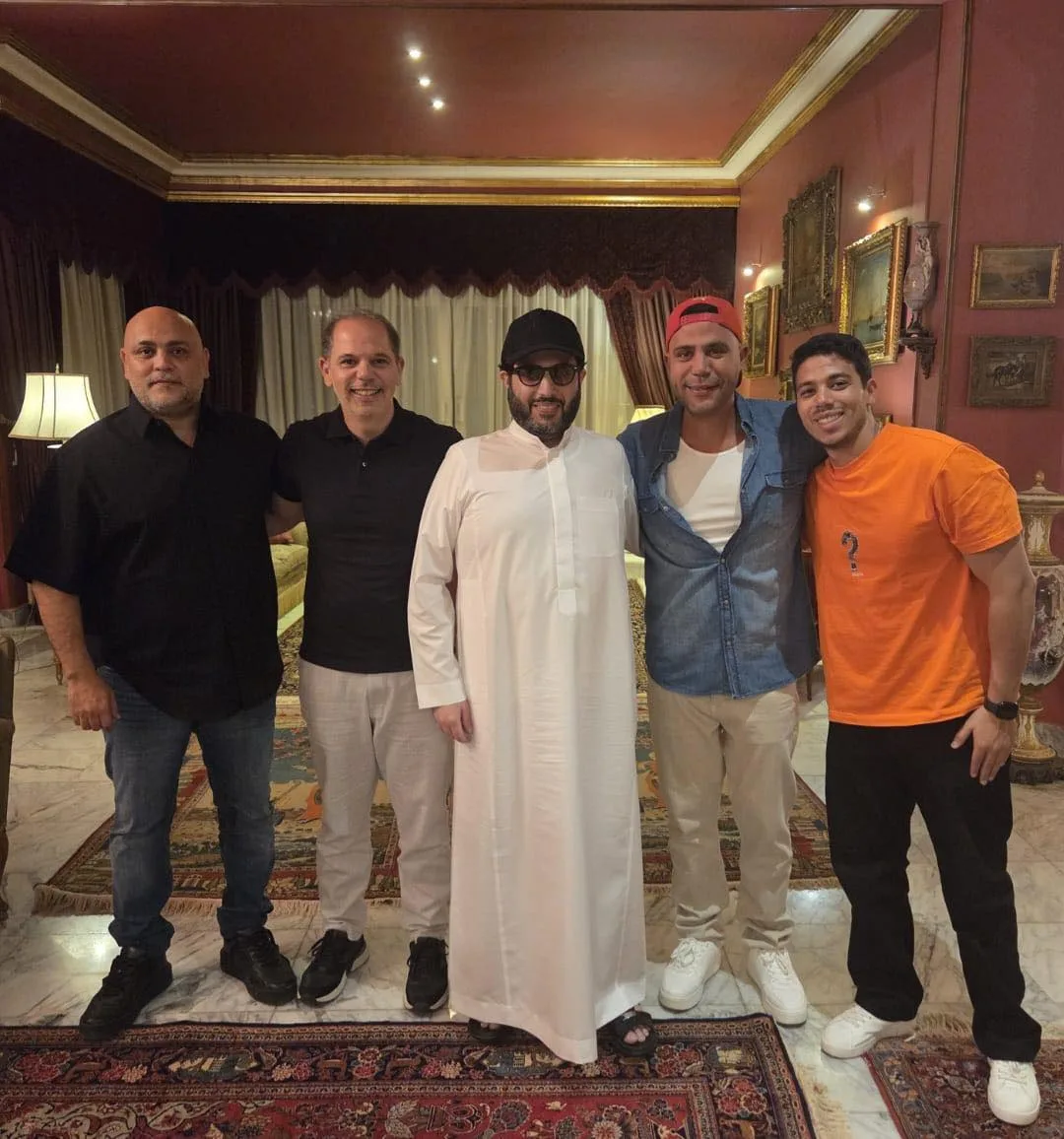 اللهم اجعل مصر سعيدة.. تركي آل الشيخ يشارك تفاصيل زيارته لعادل إمام اللهم اجعل مصر سعيدة.. تركي آل الشيخ يشارك تفاصيل زيارته لعادل إمام
