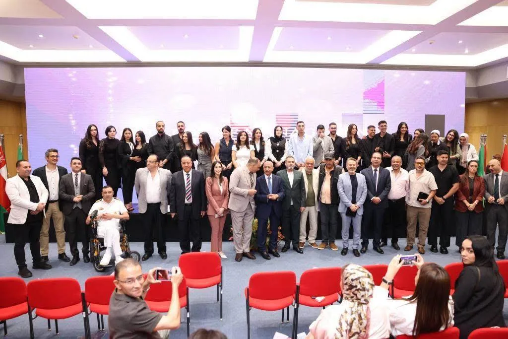 نقيب الصحفيين ونقيب الممثلين يتناولان 5 مشروعات تخرج في الأكاديمية البحرية بالإسكندرية نقيب الصحفيين ونقيب الممثلين يتناولان 5 مشروعات تخرج في الأكاديمية البحرية بالإسكندرية