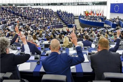 البرلمان الأوروبي يرفض إدانة الهجوم الإسرائيلي على إيران البرلمان الأوروبي يرفض إدانة الهجوم الإسرائيلي على إيران