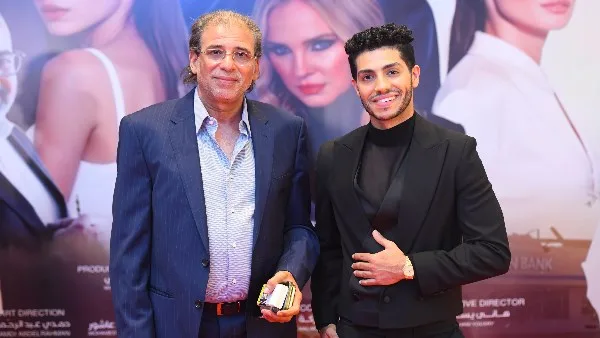 نشرة الفن | العرض الأول لفيلم “في عز الظهر” بمشاركة نجومه… ووالد ياسمين صبري ينتقد هند صبري نشرة الفن | العرض الأول لفيلم “في عز الظهر” بمشاركة نجومه… ووالد ياسمين صبري ينتقد هند صبري