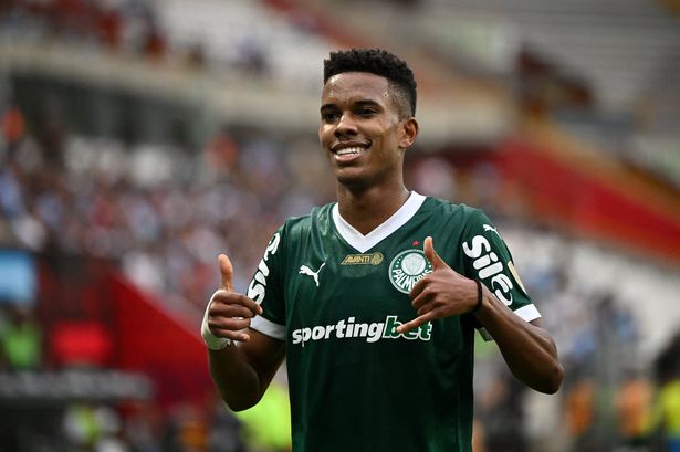 Chelsea given huge Estevao Willian transfer update as FFP problem revealed  after £55m agreement - football.london