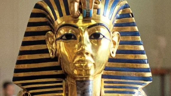بعد تأجيل افتتاح المتحف الكبير… هذا هو موقع عرض قناع توت عنخ آمون. بعد تأجيل افتتاح المتحف الكبير… هذا هو موقع عرض قناع توت عنخ آمون.
