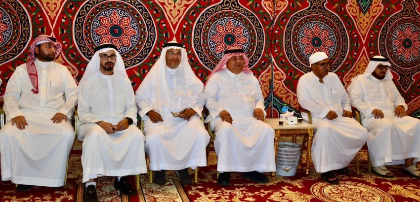 أسرتا ساعاتي ونعمة الله تُرحبان بالمعزين في د. أمين أسرتا ساعاتي ونعمة الله تُرحبان بالمعزين في د. أمين
