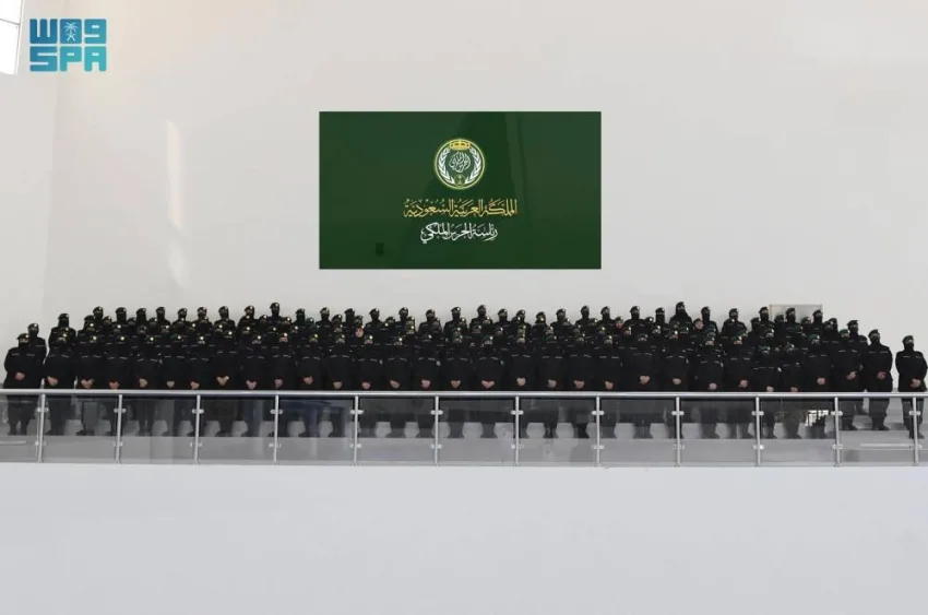 «الحرس الملكي» يختتم دورات تدريبية للنساء احتفالًا بتخرجهن «الحرس الملكي» يختتم دورات تدريبية للنساء احتفالًا بتخرجهن