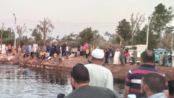 استعادة جثة طفل غرق في قناة مائية بسوهاج استعادة جثة طفل غرق في قناة مائية بسوهاج